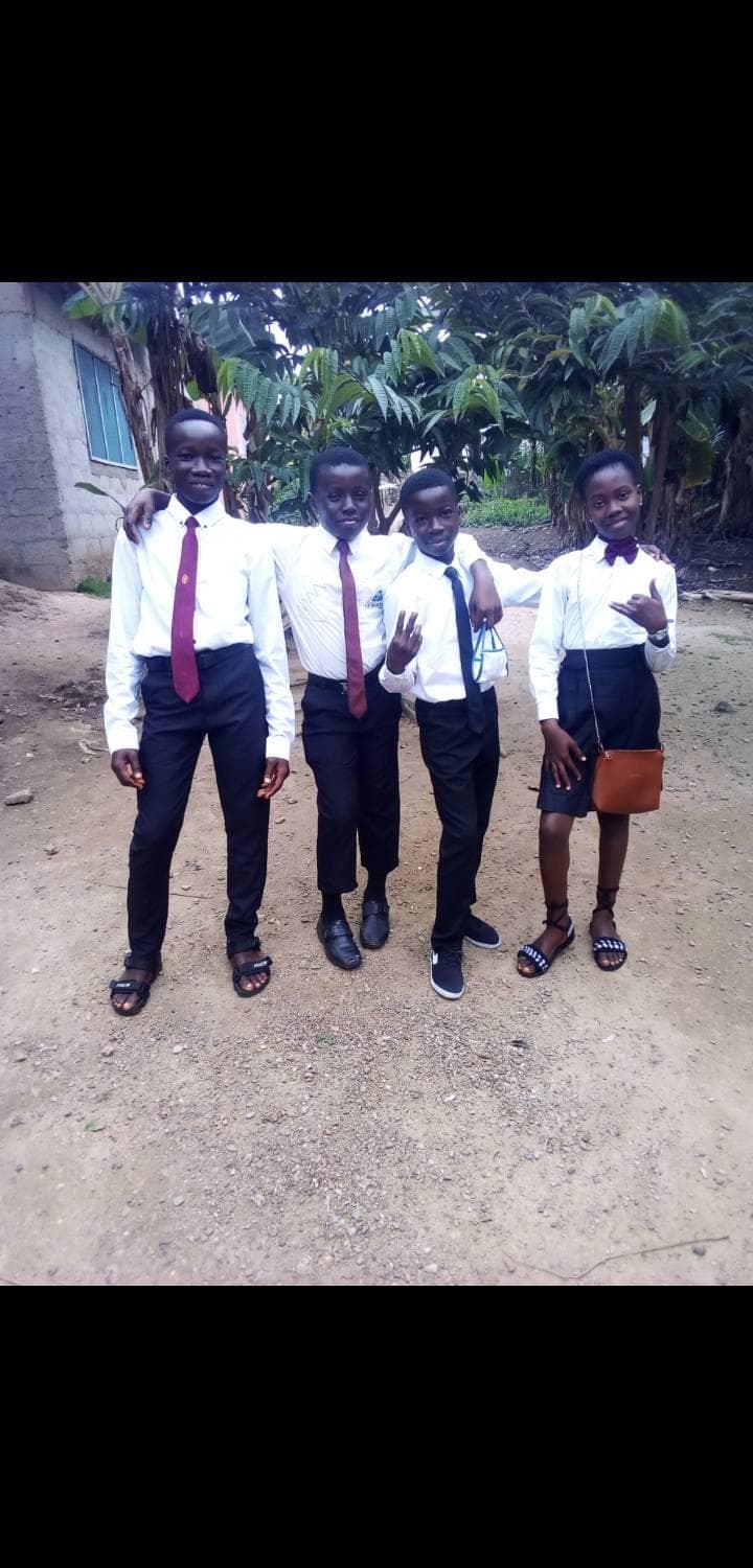 Students learning during excursion